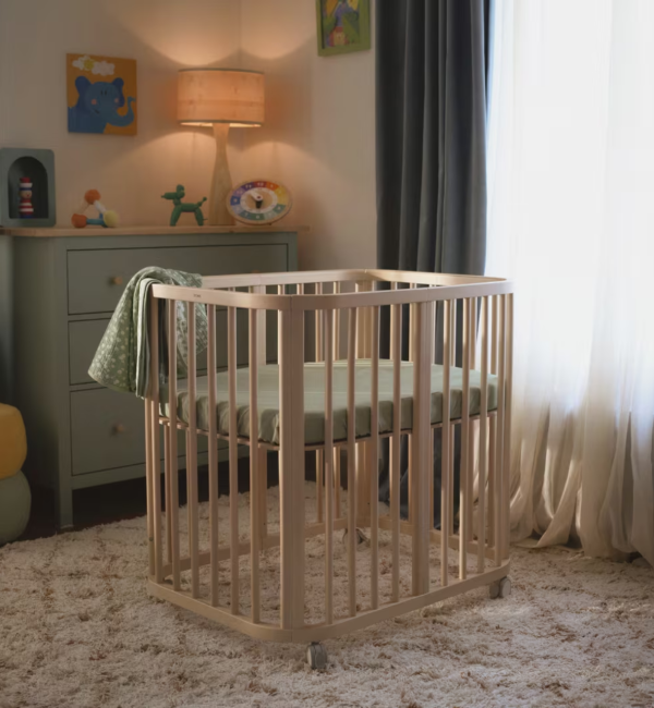 Stokke Nighti Mini Culla + 2 Set Lenzuola e Sacco Nanna in Omaggio