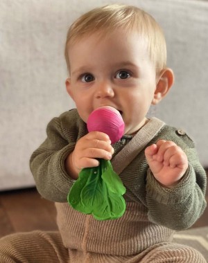 Ramona il Ravanello Gum Massage - Oli & Carol